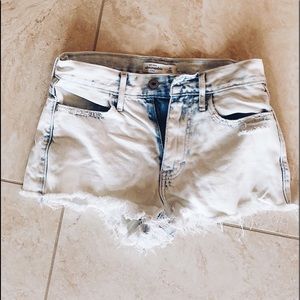 Abercrombie kids jean shorts — size 14